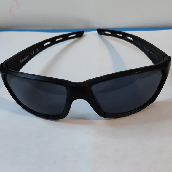Timberland Sports Black Sunglasses T87236 100 UVA N UVB Unisex + Case OS Pre Own - Picture 2 of 13